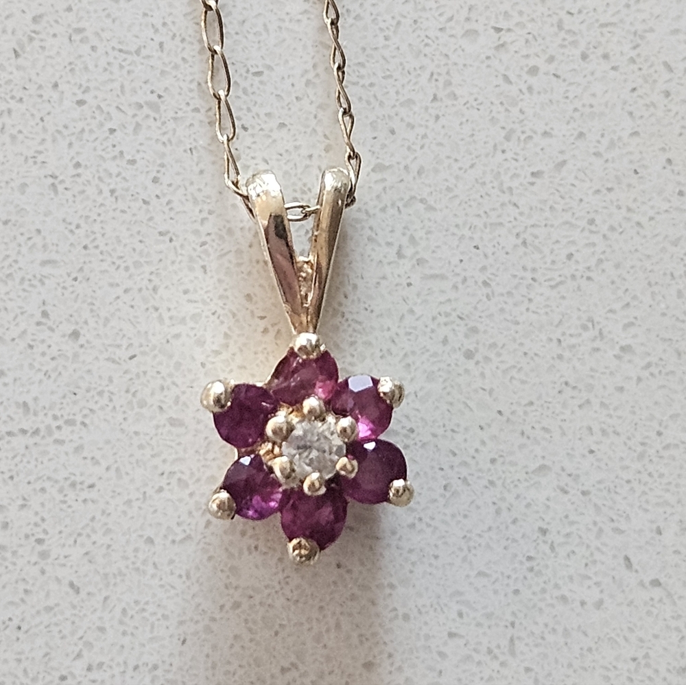 Vintage Dainty 14k 585 Gold Necklace Pink Ruby Diamond Flower Pendant 18" - Picture 3 of 8